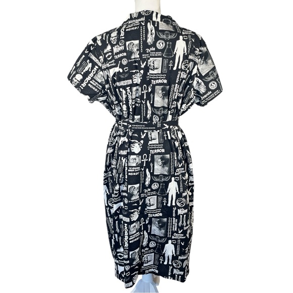 NWT Universal Studios Epic Universe Universal Monsters Dress Size 3XL - Picture 5 of 7